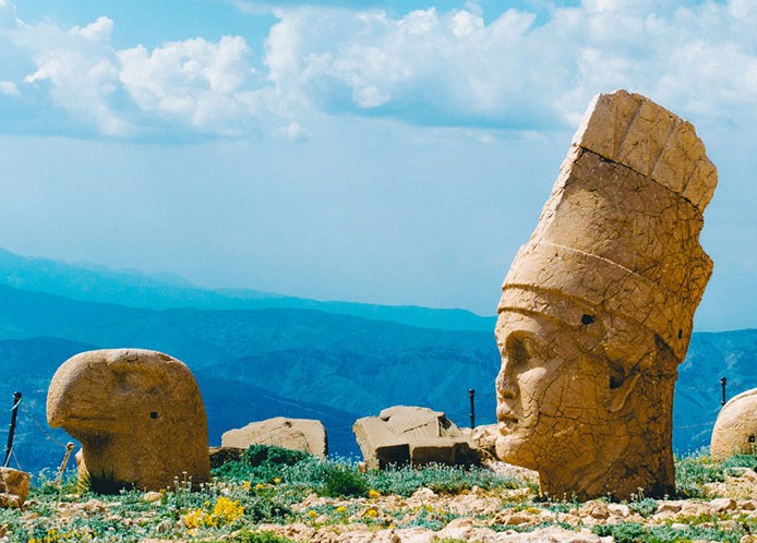 تورهای بازدید از قله کوه نمرود ترکیه